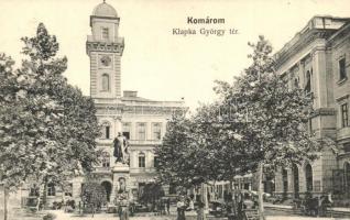 Komárom, Komárno; Klapka György tér, piaci árusok. Spitzer Sándor kiadása / square, market vendors