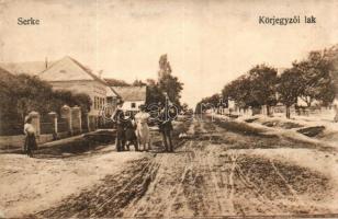 Serke, Sirkovce; utcakép a Körjegyzői lakkal / street view with the notarys home (EK)