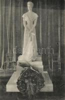 Erzsébet királyné szobra a budapesti Erzsébet királyné Emlékmúzeumban / Statue of Sissy, Empress Elisabeth of Austria