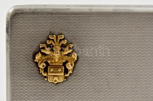 Ezüst (Ag.) cigarettatárca címerrel, jelzett, 8×6×1 cm, bruttó 66,2 g