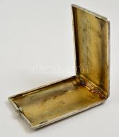 Díszes ezüst (Ag.) cigarettatárca monogrammal, belül ajándékozási felirattal, jelzett, 12×8,5×1 cm, ...