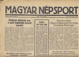 7 db 1956-os újság