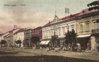 Szászrégen, Reghin; Fő tér utcai árusokkal, Royal kávéház / main square with street vendors, cafe