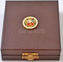 1991. "Szabadka 600 éves" Au emlékérem eredeti tokban, tanúsítvánnyal (6,69g/0.900/20mm) T...