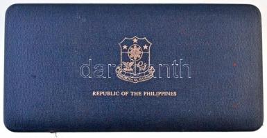 Fülöp-szigetek 1977. 1s-50P Al, sárgaréz, Ni, Ag (8xklf) forgalmi sor, dísztokban, tanúsítvánnyal T:...