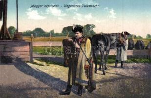 Hortobágy - 8 db régi képeslap, folklór