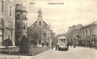 Pécs, Irgalmasok utcája, Központi kávéház, Dr. Tolnai Jenő, Lang H. Fia üzlete, drogéria (gyógyszertár), villamos. Fürst Lipót kiadása (Rb)