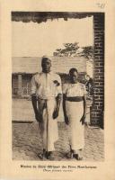 Misszósház, afrikai folklór, fiatal házaspár, Mission de Shiré des Peres Montfortains, jeunes mariés / African folklore, young wedding couple