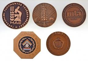 5db-os vegyes szocialista plakett tétel, benne: Borsos Miklós (1906-1990) 1986. "Agrárújságírók Nemzetközi Találkozója - Budapest" Br érem (71mm) T:1-,2