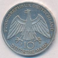 NSZK 1972J 10M Ag "Olimpia-München / Csomó" T:1-,2 kis ph.
FRG 1972J 10 Mark Ag "Oly...