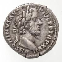Római Birodalom / Róma / Antoninus Pius 158-159. Denár Ag (3,00g) T:2 rep. / Roman Empire / Rome / Antoninus Pius 158-159. Denarius Ag ANTONINVS AVG PIVS P P TR P XXII / TEMPLVM DIV AVG REST - COS IIII (3,00g) C:XF crack RIC III 290a.