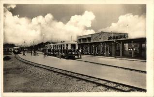 36 db régi magyar és történelmi magyar városképes lap / 36 pre-1945 Hungarian and Historical Hungari...