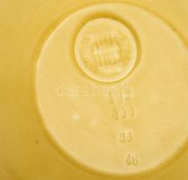 cca 1880 Zsolnay díszváza írisz és pünkösdirózsa díszítéssel, porcelánfajansz, kézzel festett, jelze...