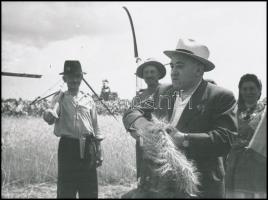 cca 1947 Rákosi Mátyásról készült 3 db riportfotó, későbbi nagyítások, feliratozva, 18x24 cm