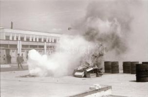 1984 Kecskemét, tűzoltóverseny a megyei kórházban és a lakótelepen, 59 db szabadon felhasználható vi...
