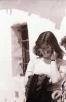 cca 1970 Kecskemét, zsibpiac a város szélén, 24 db szabadon felhasználható vintage negatív, 24x36 mm