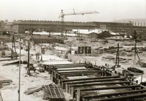 cca1983 Budapest, Árpád hídi metró állomás felszíni építése, városkép változás, 19 db szabadon felha...