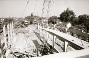 1992 Ráckeve, HÉV szerelvények és új kocsiszín építése, 39 db szabadon felhasználható vintage negatí...