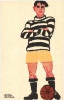 Labdarúgó művészlap, Diana sósborszesz reklám a hátoldalon. Ungarische Werkstätte / Football player. Hungarian art postcard, cream advertisement s: Győri Aranka