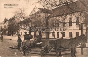 1915 Sátoraljaújhely, megyeháza, lovaskocsi vizes hordóval a kútnál + K.u.K. Militärzensur (EK)