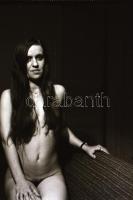 cca 1976 5 db aktfelvétel fekete-fehér negatívra,  Menesdorfer Lajos (1941-2005) budapesti fotóművés...