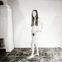 cca 1981 Jelzés nélkül 7 db aktfelvétel fekete-fehér negatívra,  Menesdorfer Lajos (1941-2005) budap...