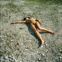 cca 1982 Hölgyek kellékekkel, szolidan erotikus felvételek, 3 db vintage papírkép + 3 db vintage neg...