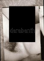 cca 1971 Egészséges erotika, 9 db vintage negatív és/vagy diapozitív, 24x36 mm