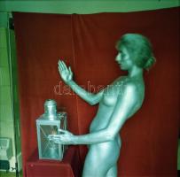 cca 1973 Kellem, küllem, báj - szolidan erotikus felvételek, 3 db vintage papírkép + 4 db vintage ne...