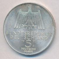 NSZK 1971D 5M Ag "Albrecht Dürer születésének 500. évfordulója" T:1-
FRG 1971D 5 Mark Ag ...