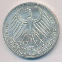 NSZK 1975J 5M Ag "Friedrich Ebert" T:1-
FRG 1975J 5 Mark Ag "Friedrich Ebert" C...