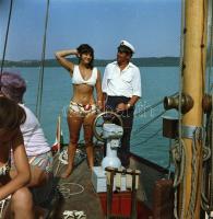 1971 Balaton, az Uránusz nevű vitorláson készült 13 db szabadon felhasználható vintage negatív, 6x6 ...