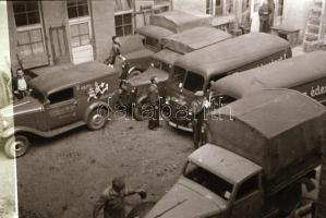 Tehergépjárművek tétele, 9 db szabadon felhasználható, vintage negatív különféle korokból, 6x6 cm és...