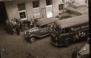 Automobilok, versenyautó, karambolos jármű - 11 db szabadon felhasználható, vintage negatív különfél...