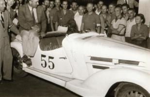 Automobilok, versenyautó, karambolos jármű - 11 db szabadon felhasználható, vintage negatív különfél...