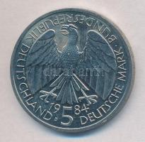 NSZK 1982D 5M Cu-Ni "150 éves a Német Vámunió" T:1-
FRG 1982D 5 Mark Cu-Ni "150th An...