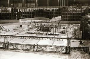 1983 Budapest, Dózsa György út - Váci út, felszíni metró építkezés, 37 db szabadon felhasználható vi...