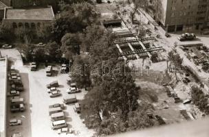 1983 Budapest, Dózsa György út - Váci út, felszíni metró építkezés, 37 db szabadon felhasználható vi...