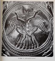 László Gyula, Rácz István: A nagyszentmiklósi kincs. Bp., 1983, Corvina. Harmadik kiadás. Kiadói egé...