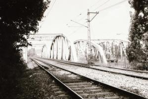 cca 1992 HÉV és villamos - Bp, Vágóhíd - Csepel, 20 db szabadon felhasználható vintage negatív, 24x3...