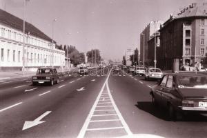 cca 1989 Újpest állomás felszíni építése, 44 db szabadon felhasználható vintage negatív, 24x36 mm