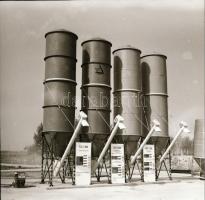 cca 1965 Sinka Antal (?-?) hagyatékából 21 db vintage negatív különféle témákról, 6x6 cm