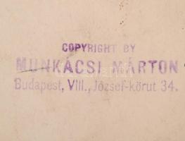 1927 Budapest, látogatók Robert Sexé (1890-1986) francia motoros világkörüli utazó kiállításán, a Pe...