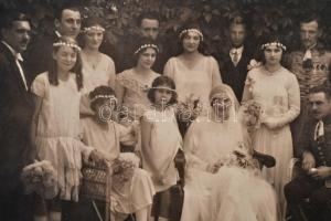 1929 Óföldeák, Návay János (1901-1954) és Haász Zsuzsanna (1912-?) esküvője, 5 db fotó kartonra raga...