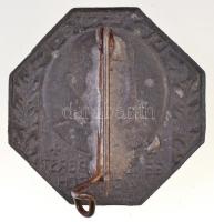 Osztrák-Magyar Monarchia 1916. "V. Woyrsch Vezérezredes 1914-16" Zn sapkajelvény (31,5x32m...