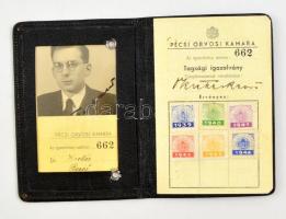cca 1940 Pécsi Orvosi Kamara tagsági igazolvány bélyegekkel
