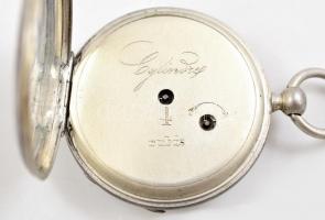 Ezüst zsebóra, ezüst óralánccal, kulcsos szerkezettel, szép, működő állapotban / Silver pocket watch