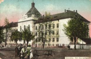 1913 Szászváros, Broos, Orastie; Református Kun kollégium / Calvinist boarding school (kopott sarkak / worn corners)