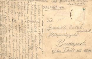 Szászvár, utcakép motorossal és kerékpárossal, benzin töltőállomást hirdető tábla, Schetl István üzl...