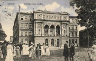 1911 Temesvár, Timisoara; Ferencz József színház, montázslap urakkal és hölgyekkel / theatre. Montage with ladies and gentlemen